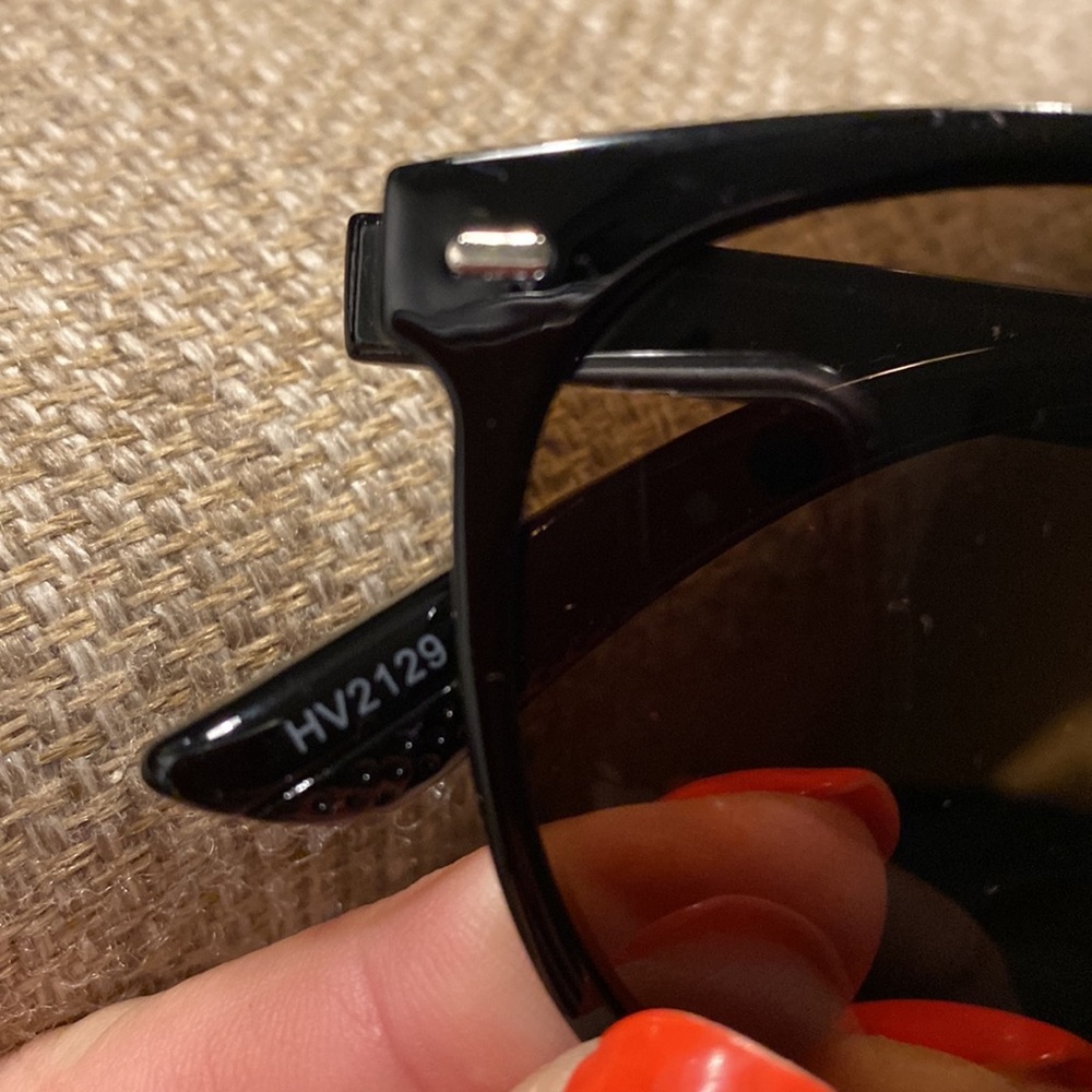 NWOT CLEARLY Canmore Sunglasses black - Picture 4 of 4